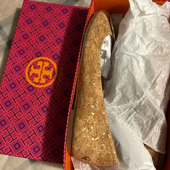 Tory Burch Gold cork ballet flats - Picture 2 of 3